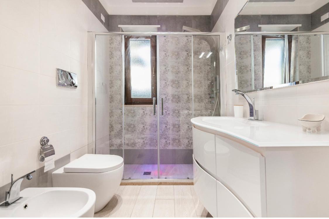 Moon Luxury Lecce Luaran gambar