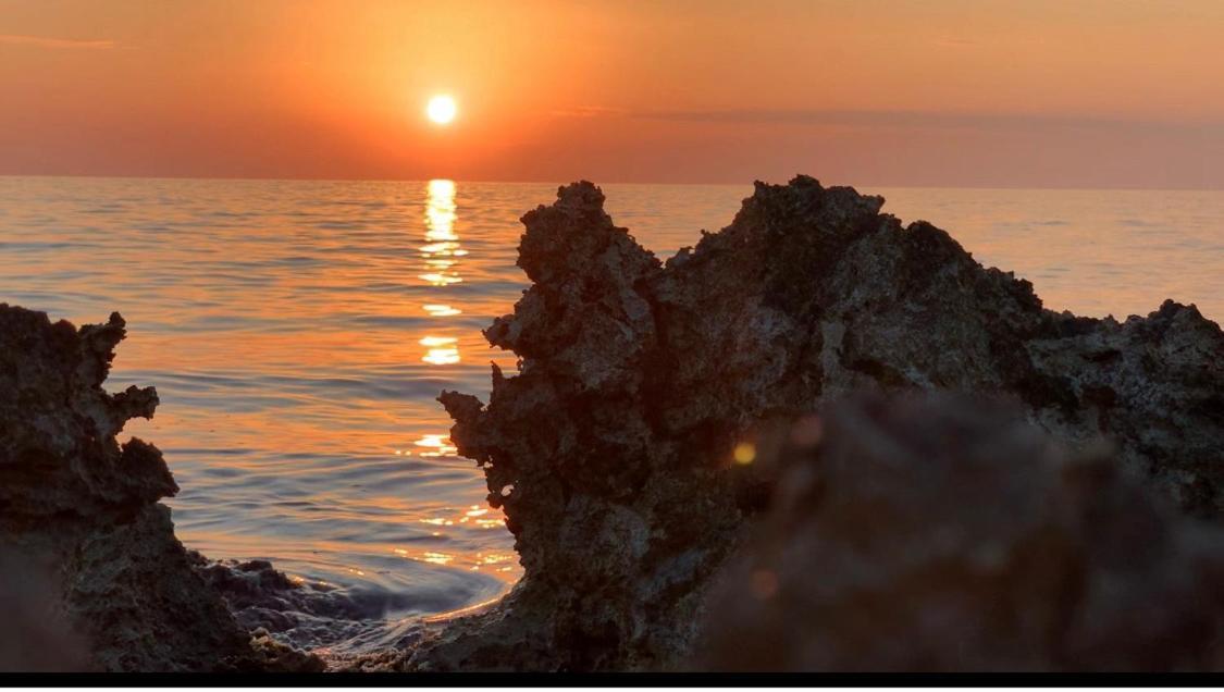 Moon Luxury Lecce Luaran gambar